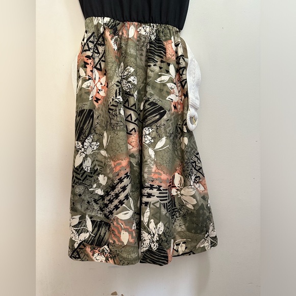 Vintage 1990s Women’s Studio 36
Black Floral Midi Dress With White Belt Size 10 - Picture 4 of 14